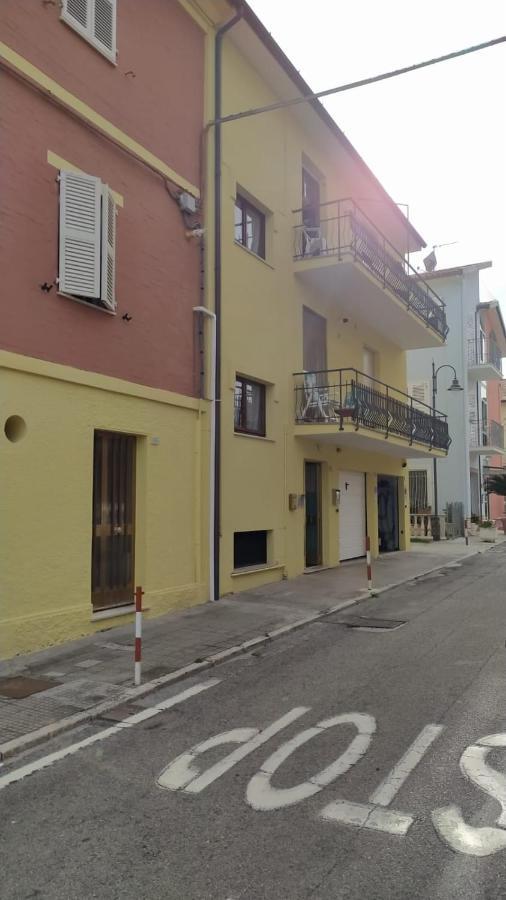 Appartamento Marcella A Due Passi Dal Mare Marcelli Exterior photo